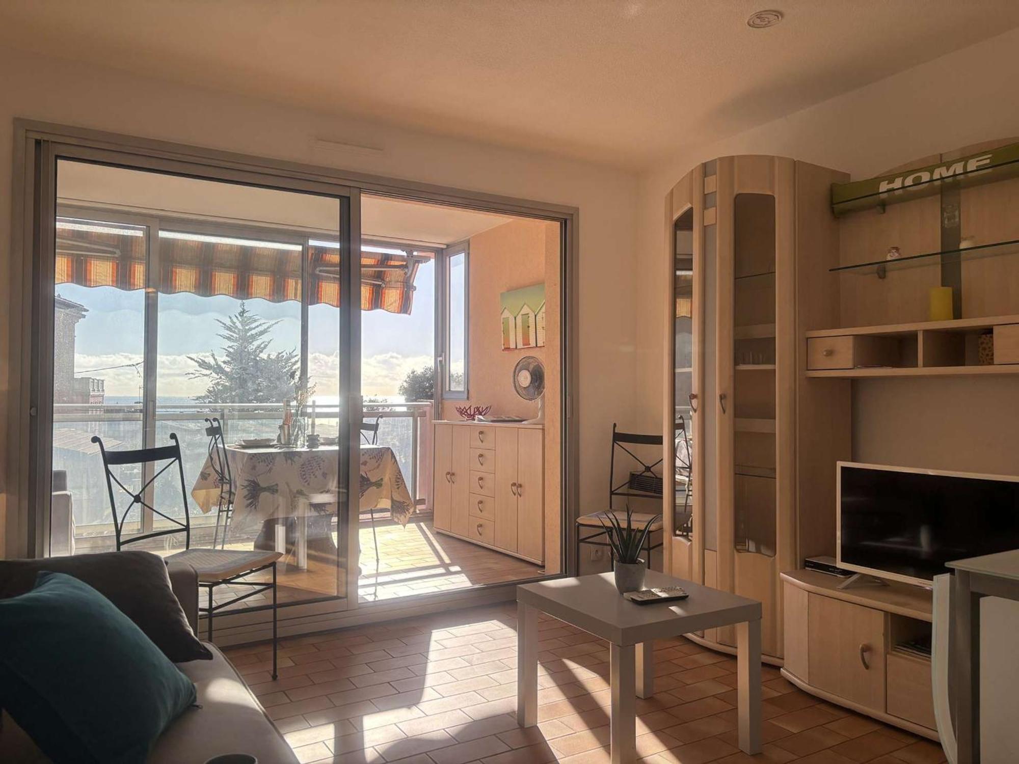Studio Agreable Avec Loggia, Garage Et Plage A Proximite - 2 Couchages, Golfe-Juan - Fr-1-252-62 Ngoại thất bức ảnh